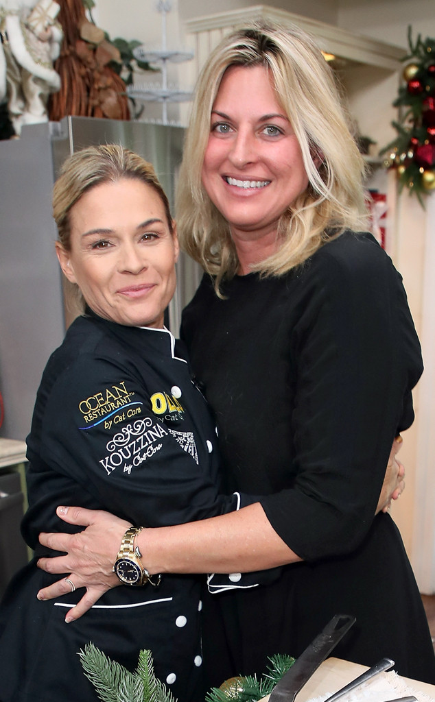 Iron Chef S Cat Cora Marries Nicole Ehlrich E News